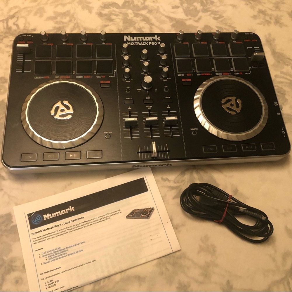 Numark Mixtrack Pro 2 DJ Controller